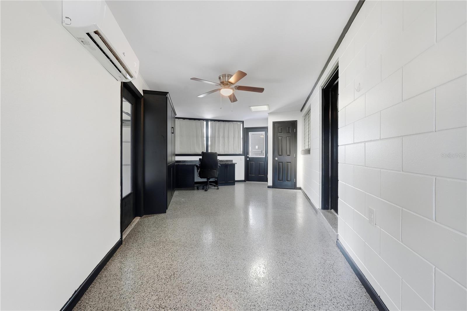 1612 ORANGE AVENUE, Tavares, FL 32778