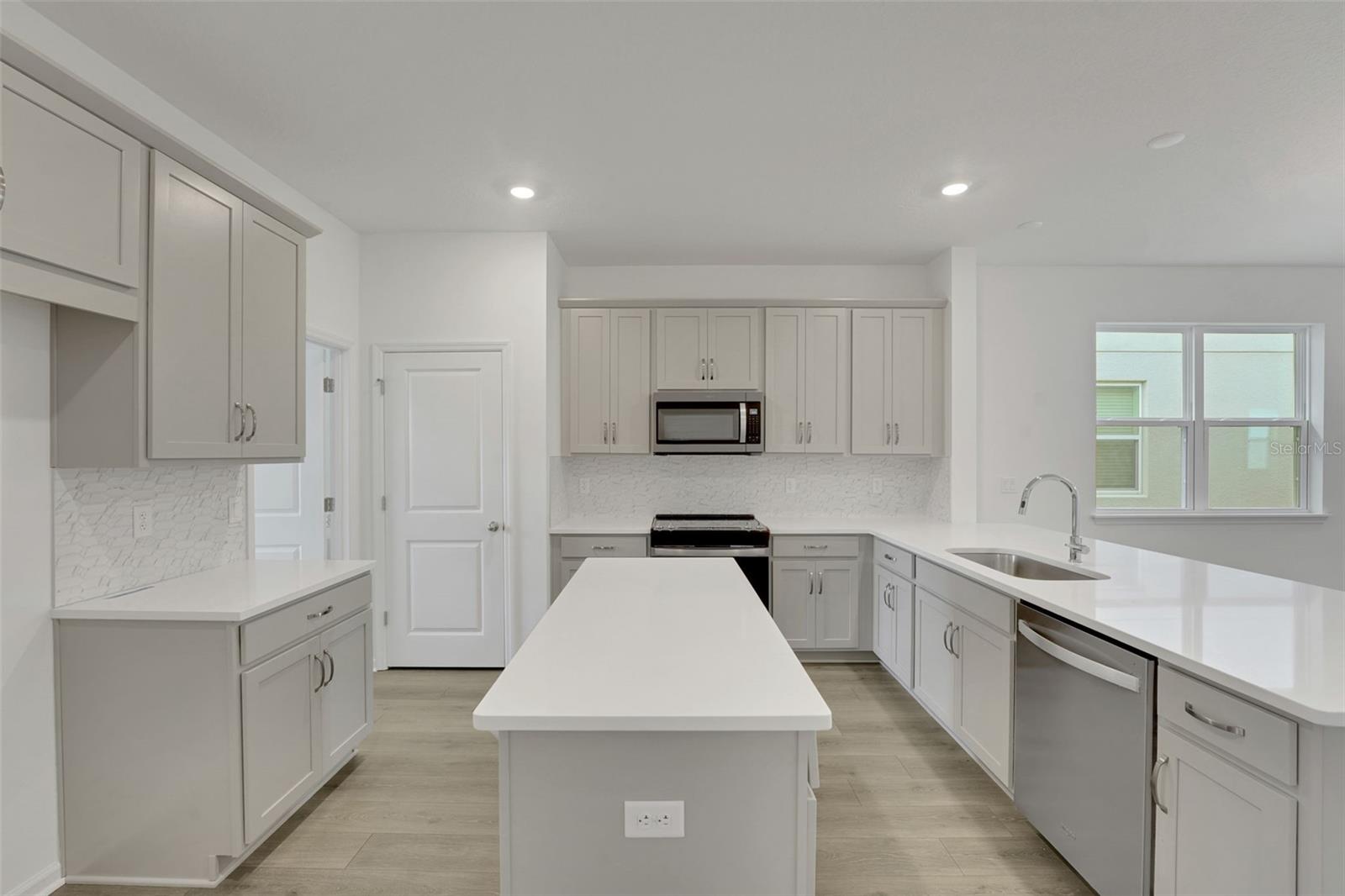 5152 FIREBUSH DRIVE, Apopka, FL 32712