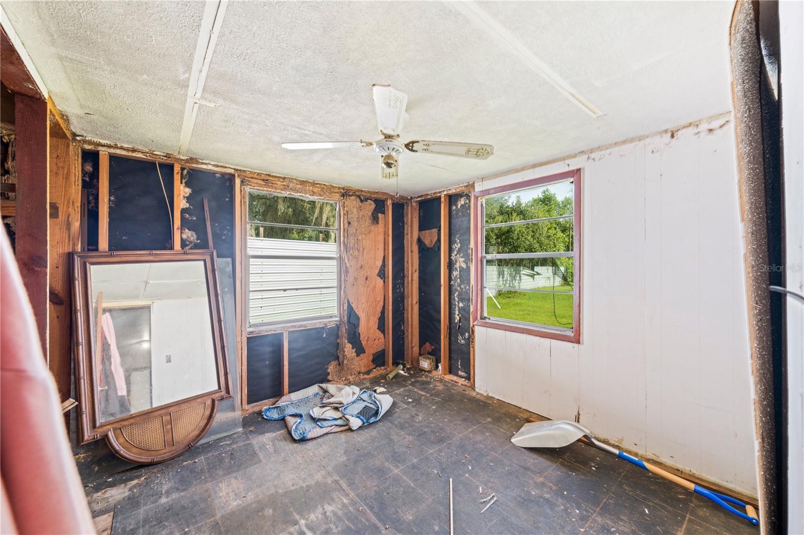 14965 SE 217TH TERRACE, Umatilla, FL 32784