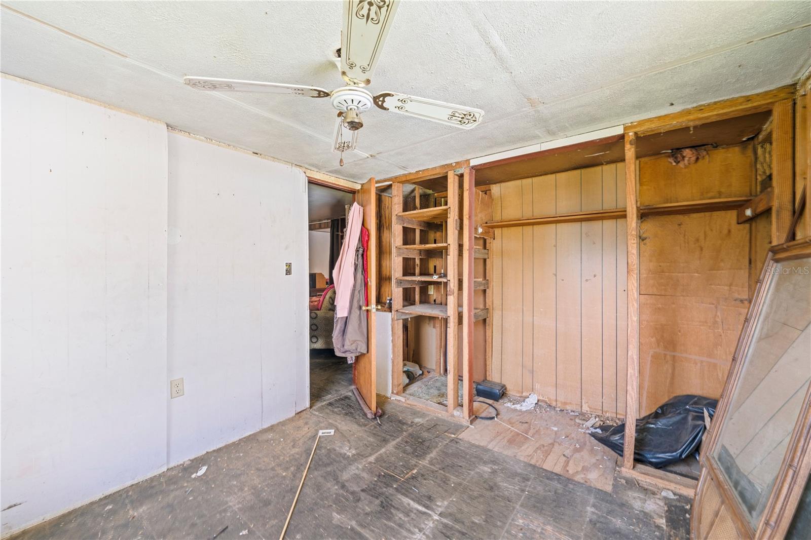 14965 SE 217TH TERRACE, Umatilla, FL 32784