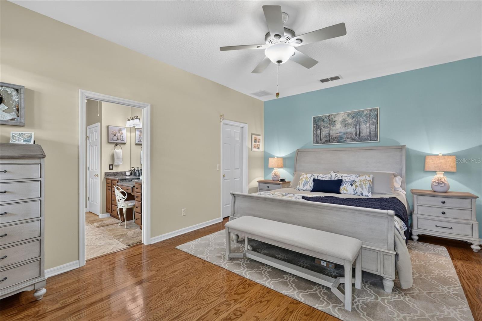 8021 SAINT JAMES WAY, Mount Dora, FL 32757