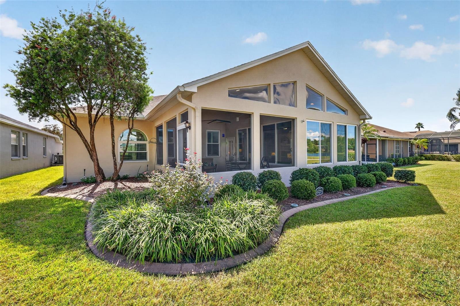 8021 SAINT JAMES WAY, Mount Dora, FL 32757