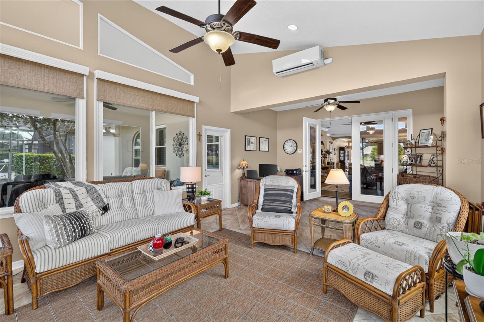 8021 SAINT JAMES WAY, Mount Dora, FL 32757