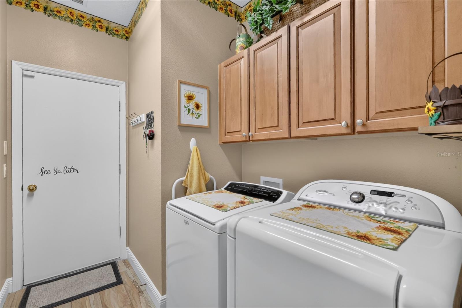 8021 SAINT JAMES WAY, Mount Dora, FL 32757