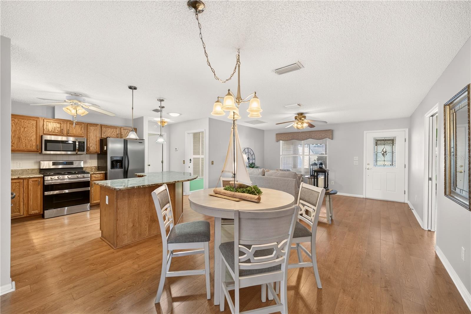 3218 WILLIAMS ROAD, The Villages, FL 32162 3218 WILLIAMS ROAD, The Villages, FL 32162
