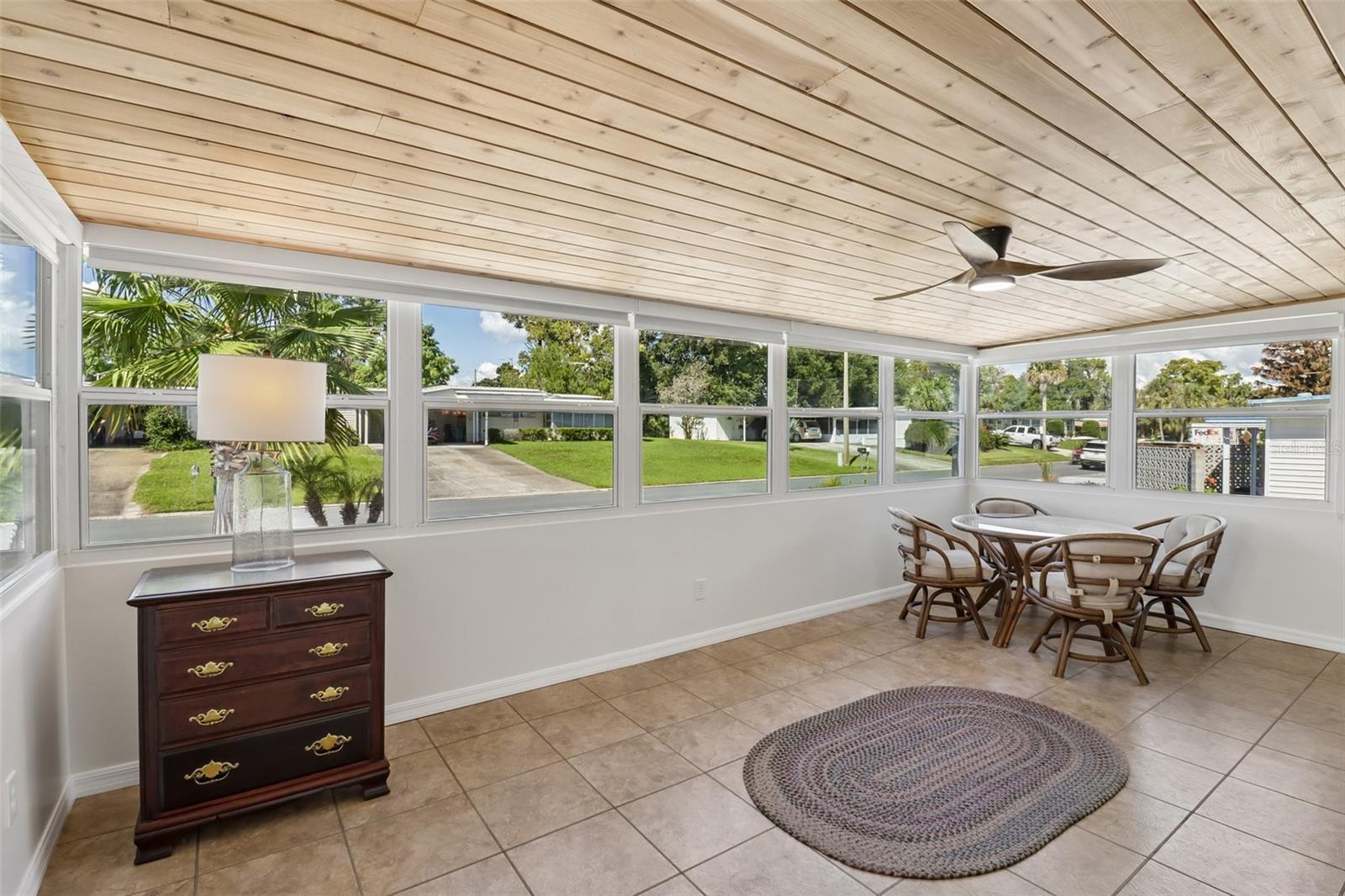 2745 VINDALE ROAD, Tavares, FL 32778