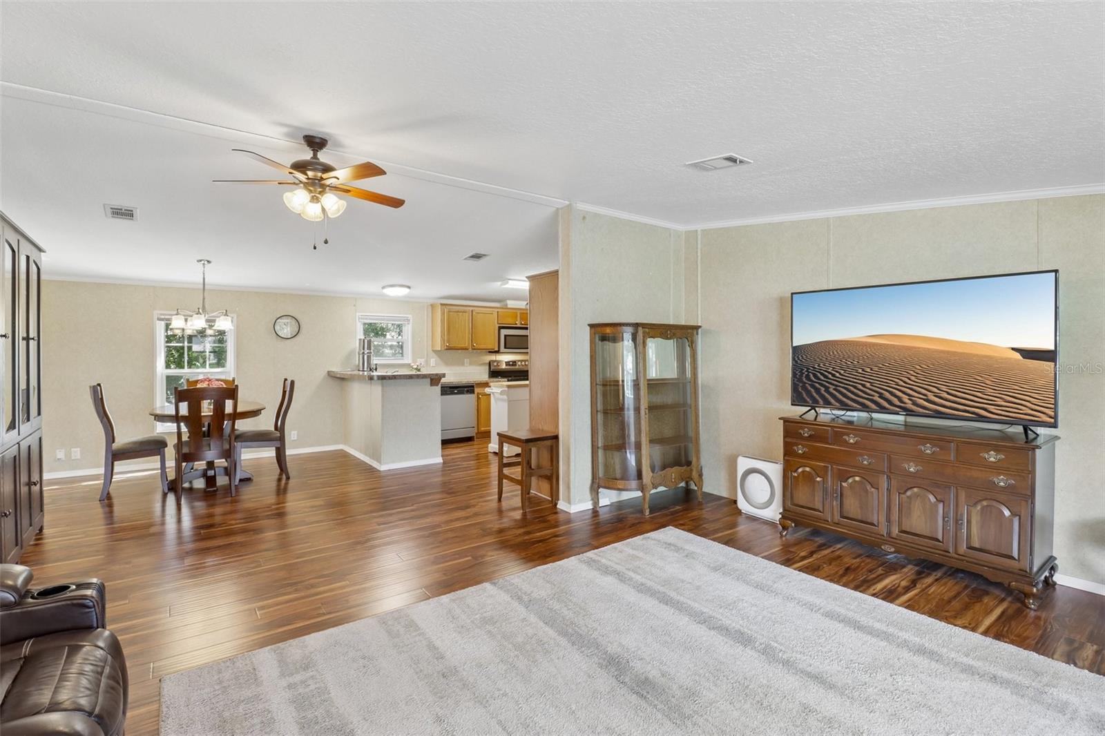 2745 VINDALE ROAD, Tavares, FL 32778