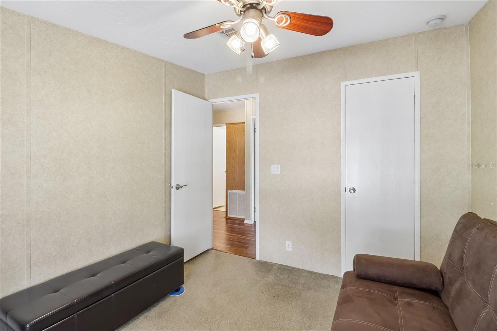2745 VINDALE ROAD, Tavares, FL 32778