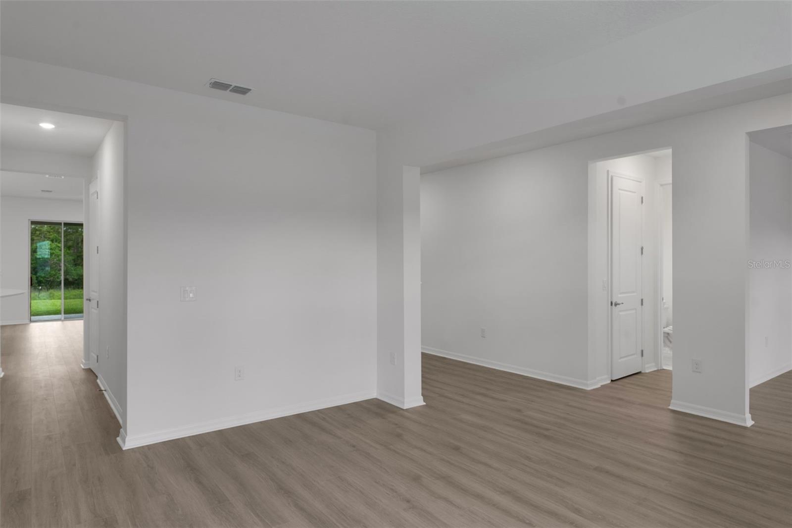 17572 VALLEYWOOD PARKWAY, Land O Lakes, FL 34638