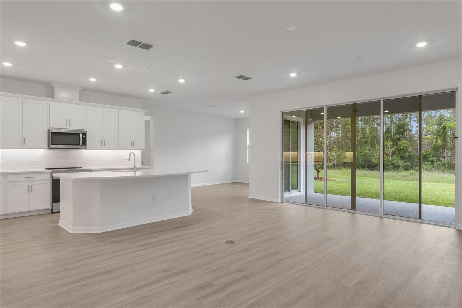 17572 VALLEYWOOD PARKWAY, Land O Lakes, FL 34638