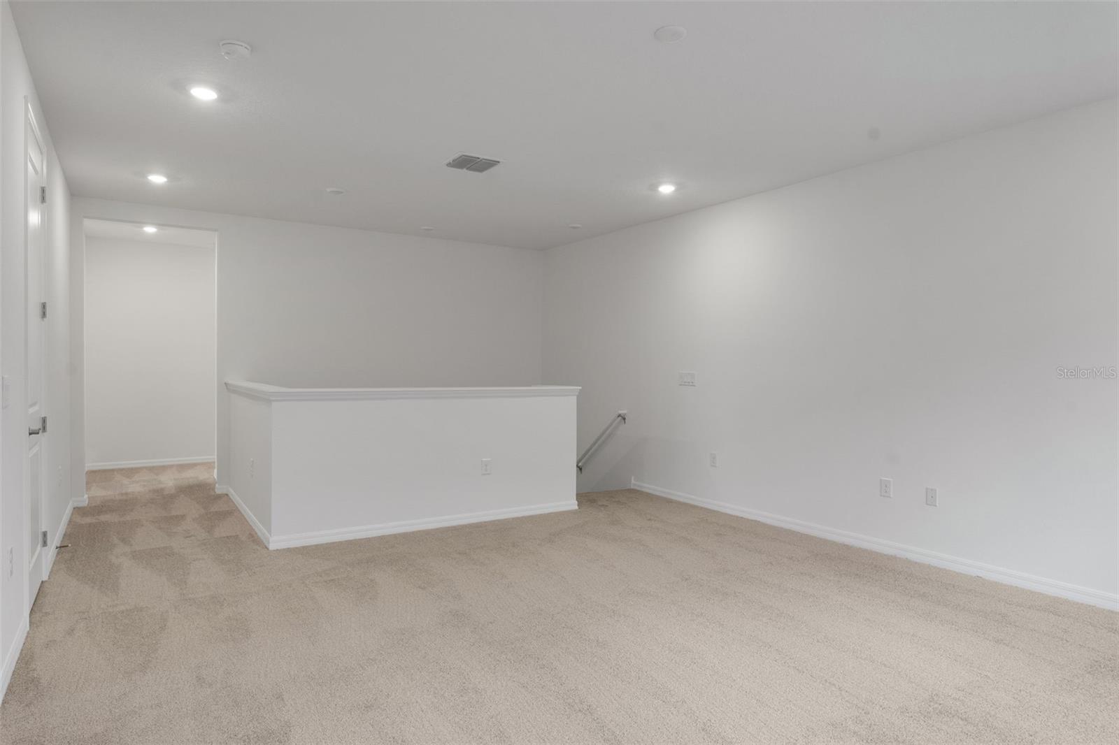 17572 VALLEYWOOD PARKWAY, Land O Lakes, FL 34638
