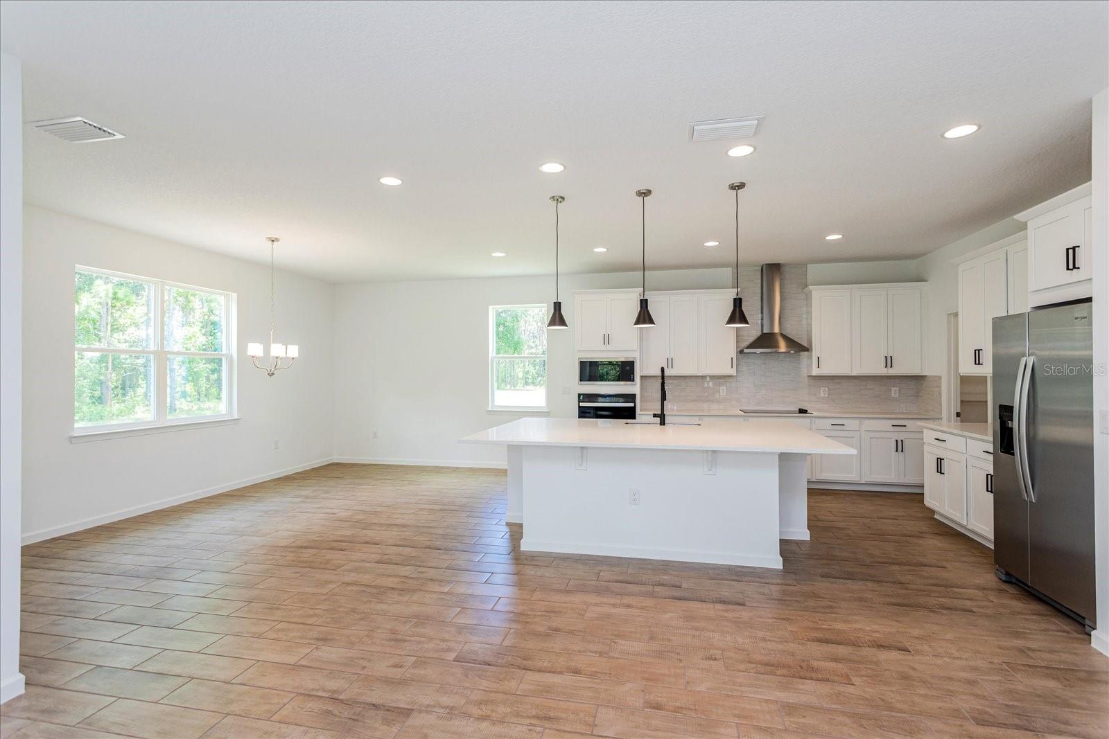 17332 WILD DAISY DRIVE, Winter Garden, FL 34787 17332 WILD DAISY DRIVE, Winter Garden, FL 34787