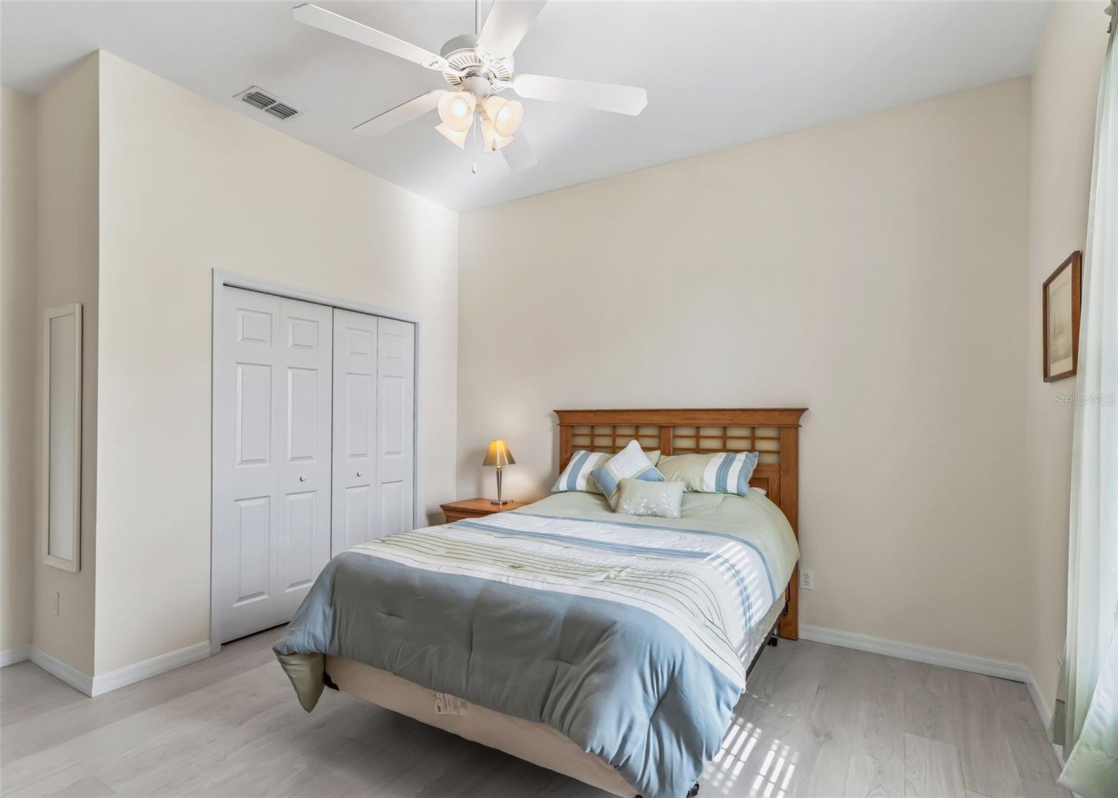 2nd ensuite bedroom
