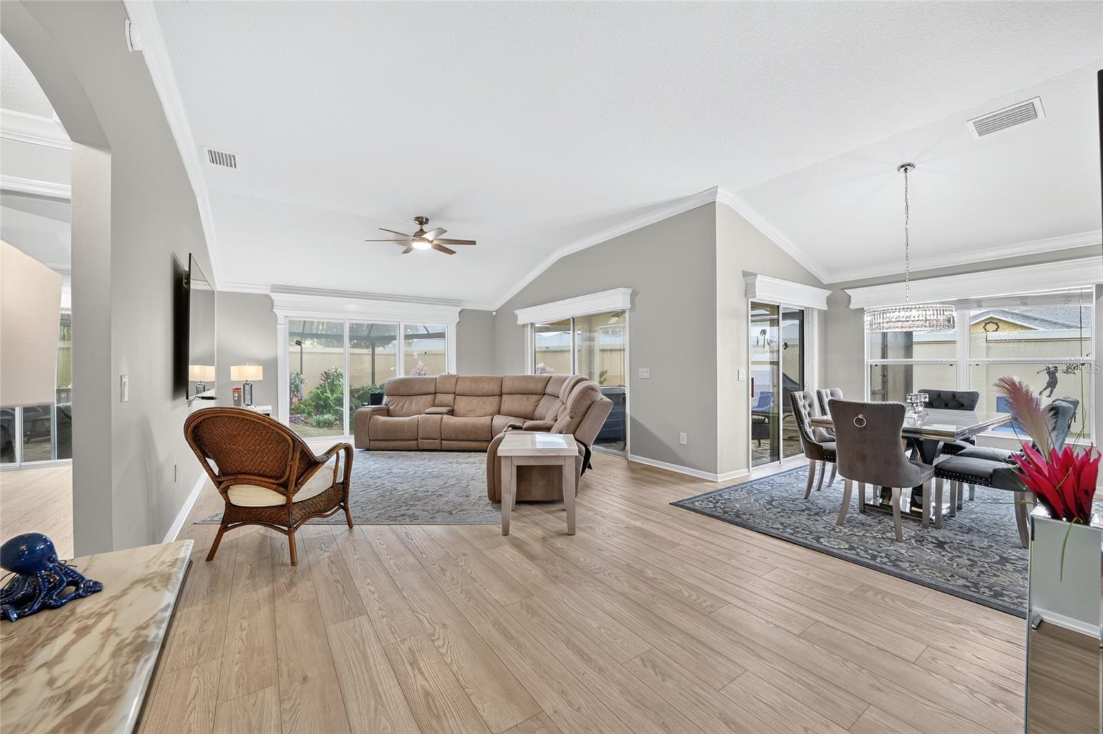 664 MISSION HILLS TRAIL, The Villages, FL 32162