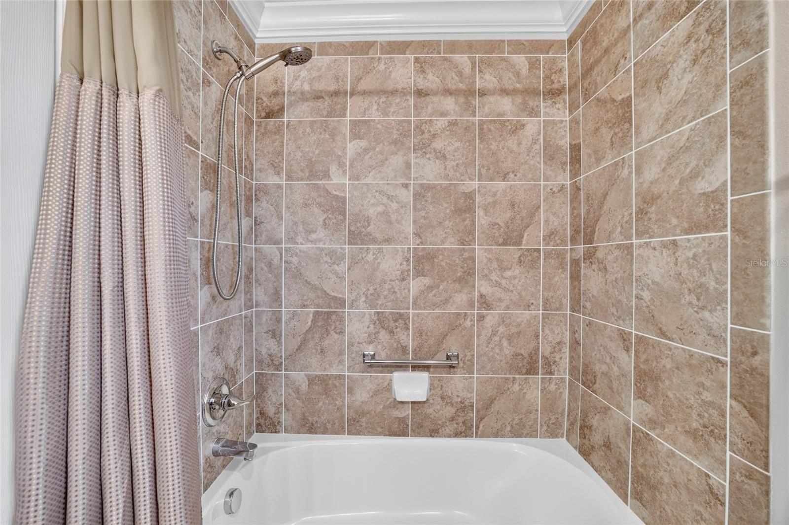 664 MISSION HILLS TRAIL, The Villages, FL 32162