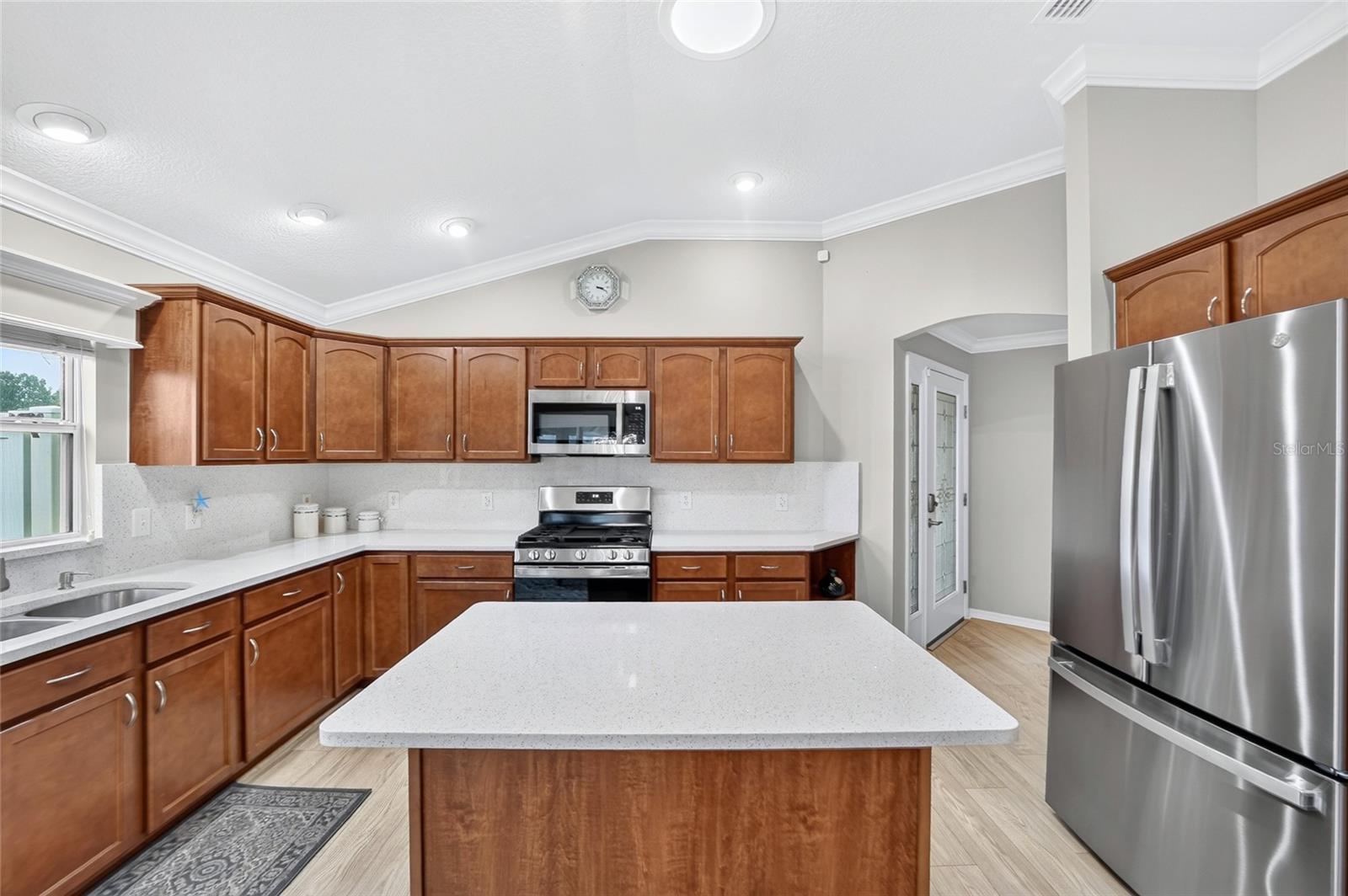 664 MISSION HILLS TRAIL, The Villages, FL 32162