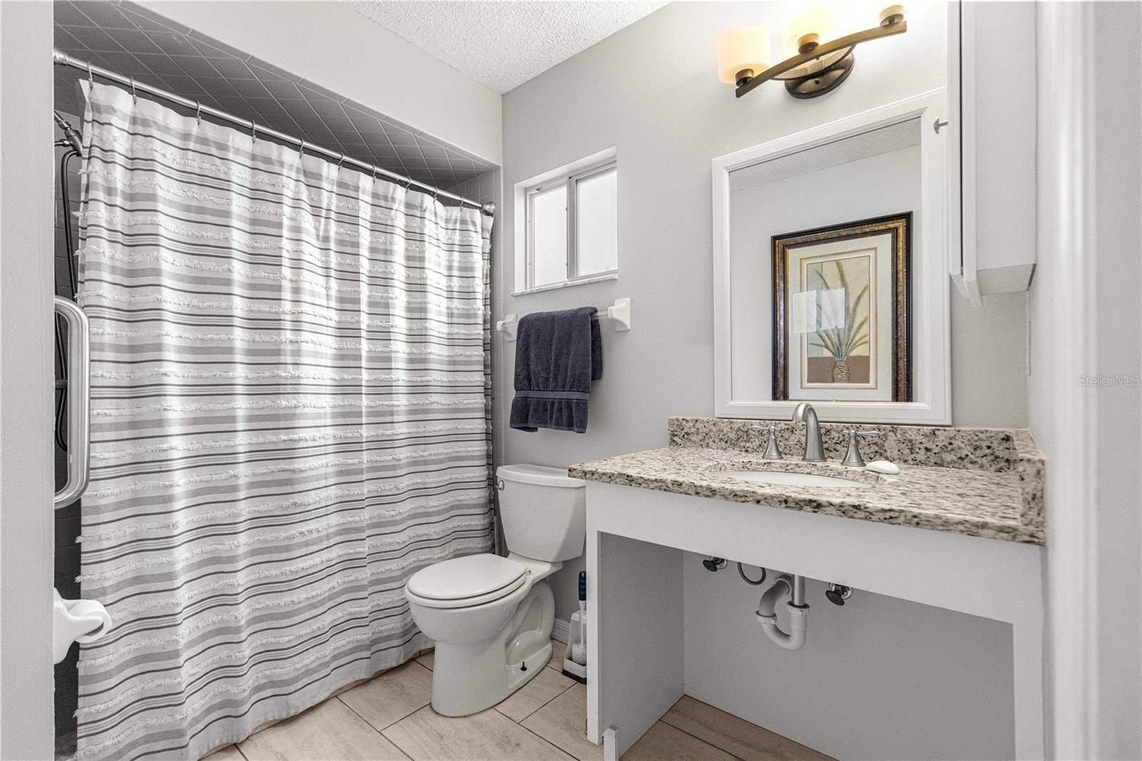 PRIMARY BATHROOM, GRANITE COUNTERTOP