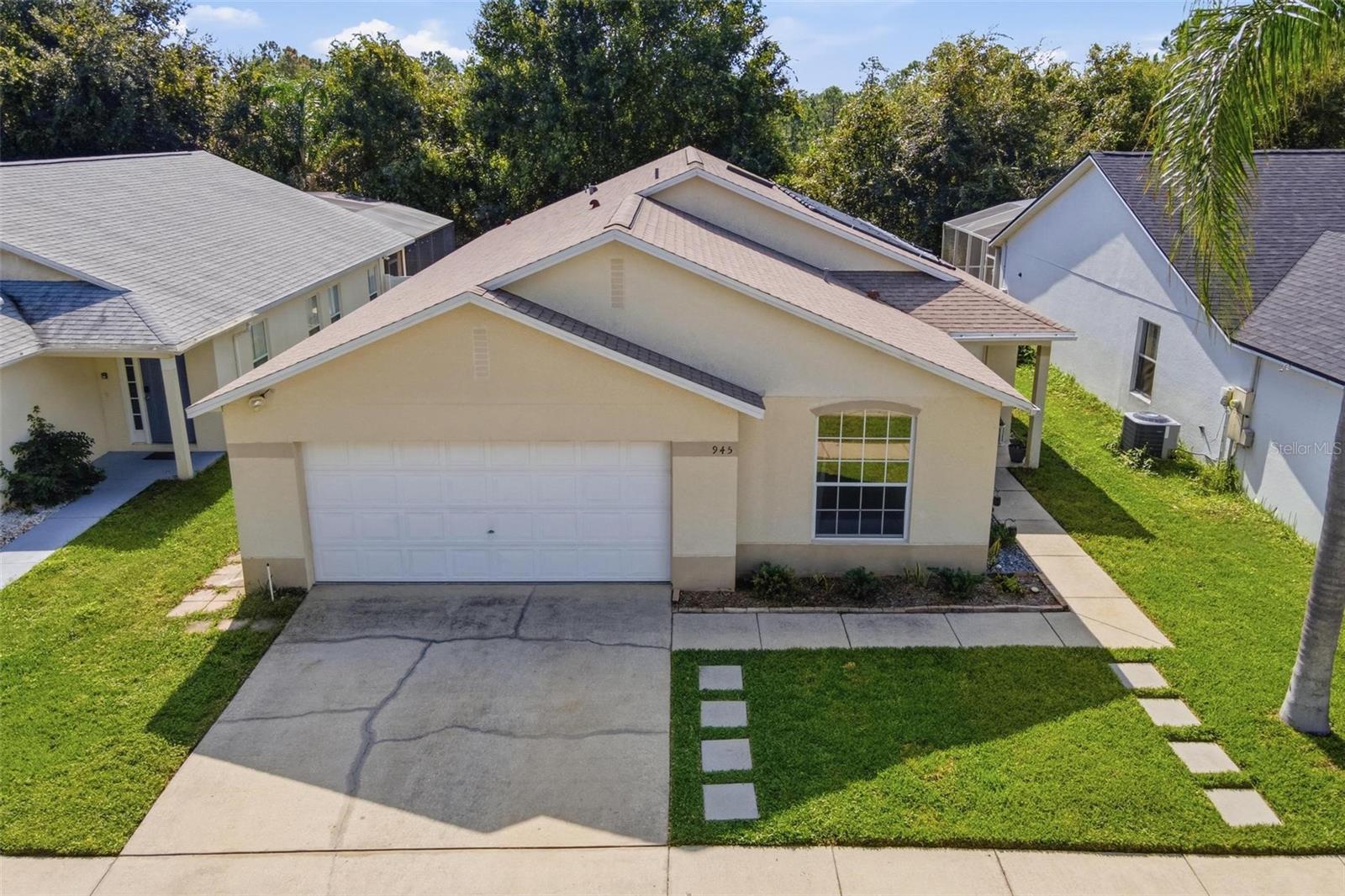 945 CLEAR CREEK CIRCLE, Clermont, FL 34714 945 CLEAR CREEK CIRCLE, Clermont, FL 34714
