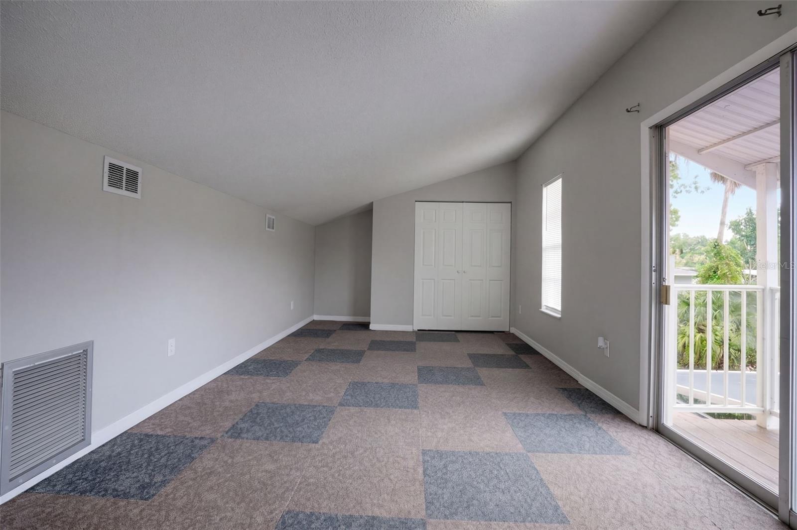 1627 CANAL COURT, Tavares, FL 32778