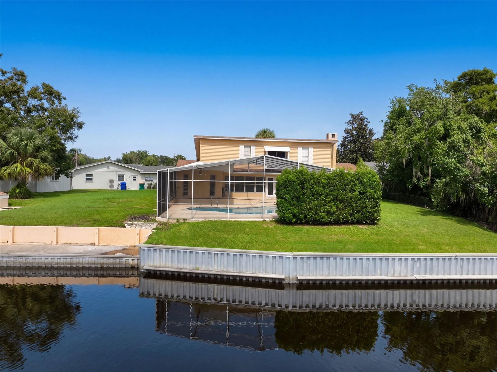 1627 CANAL COURT, Tavares, FL 32778