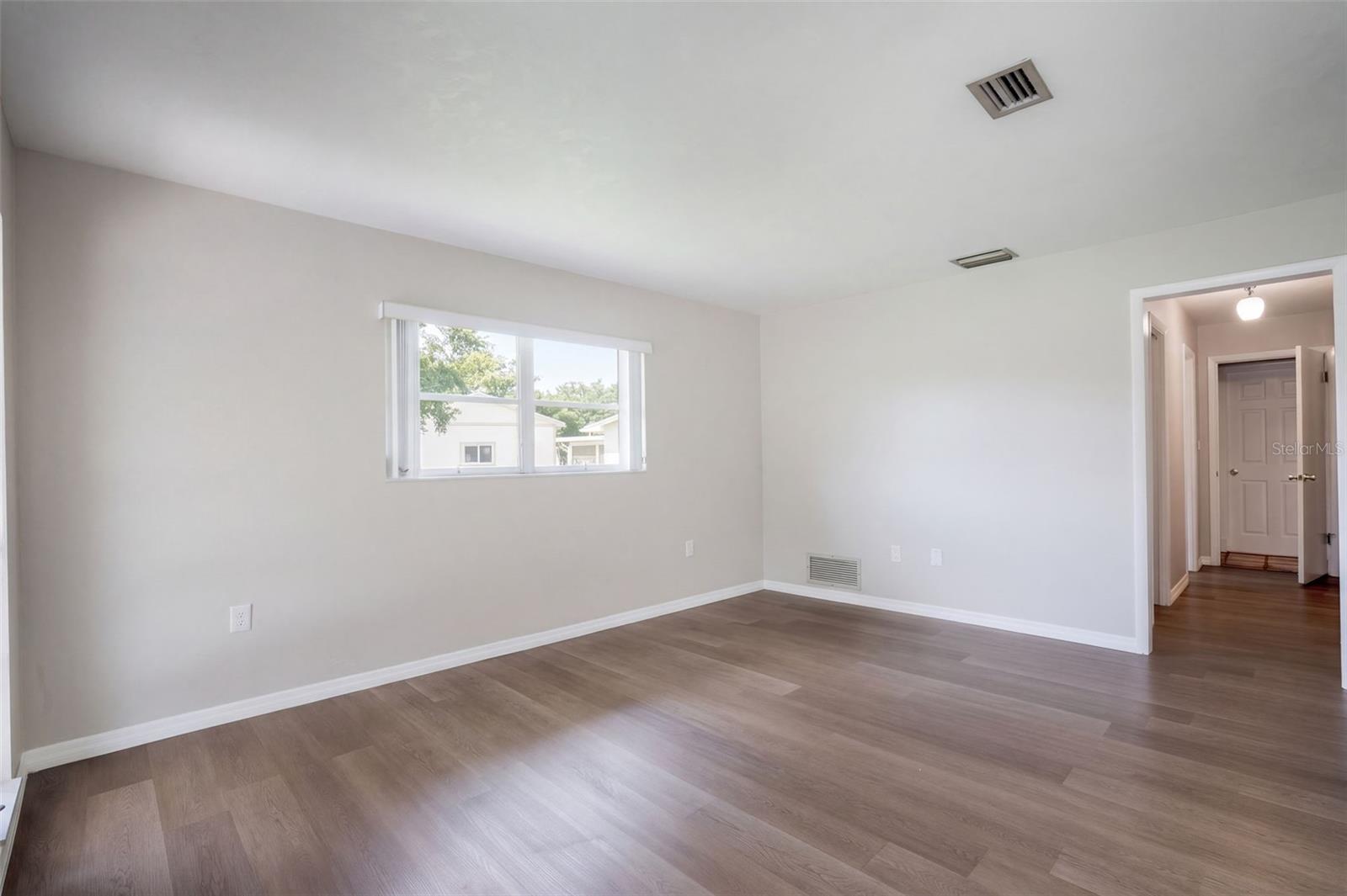 1627 CANAL COURT, Tavares, FL 32778