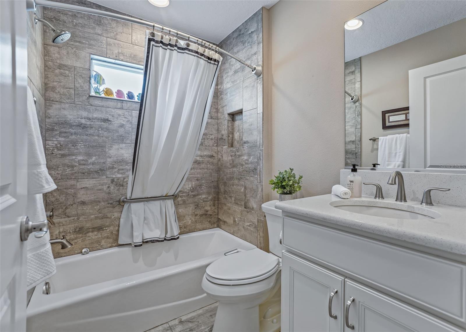 6065 KECKONEN DRIVE, The Villages, FL 32163