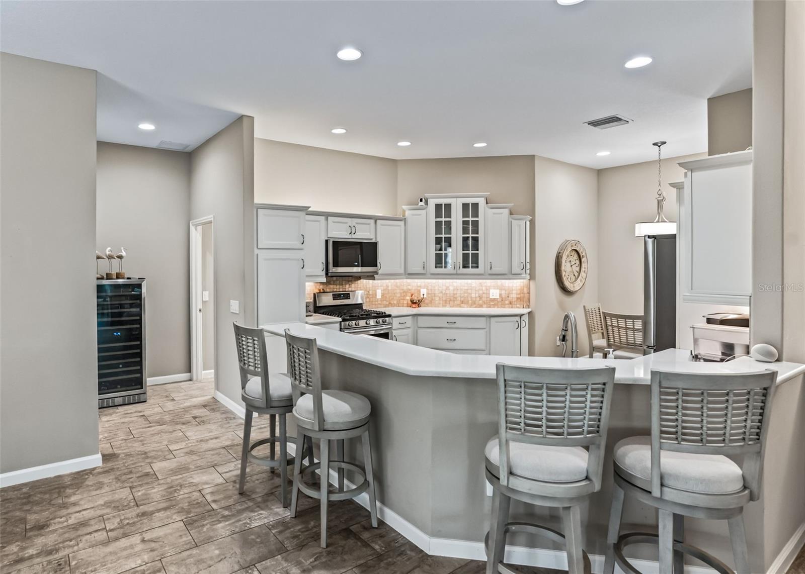 6065 KECKONEN DRIVE, The Villages, FL 32163 6065 KECKONEN DRIVE, The Villages, FL 32163