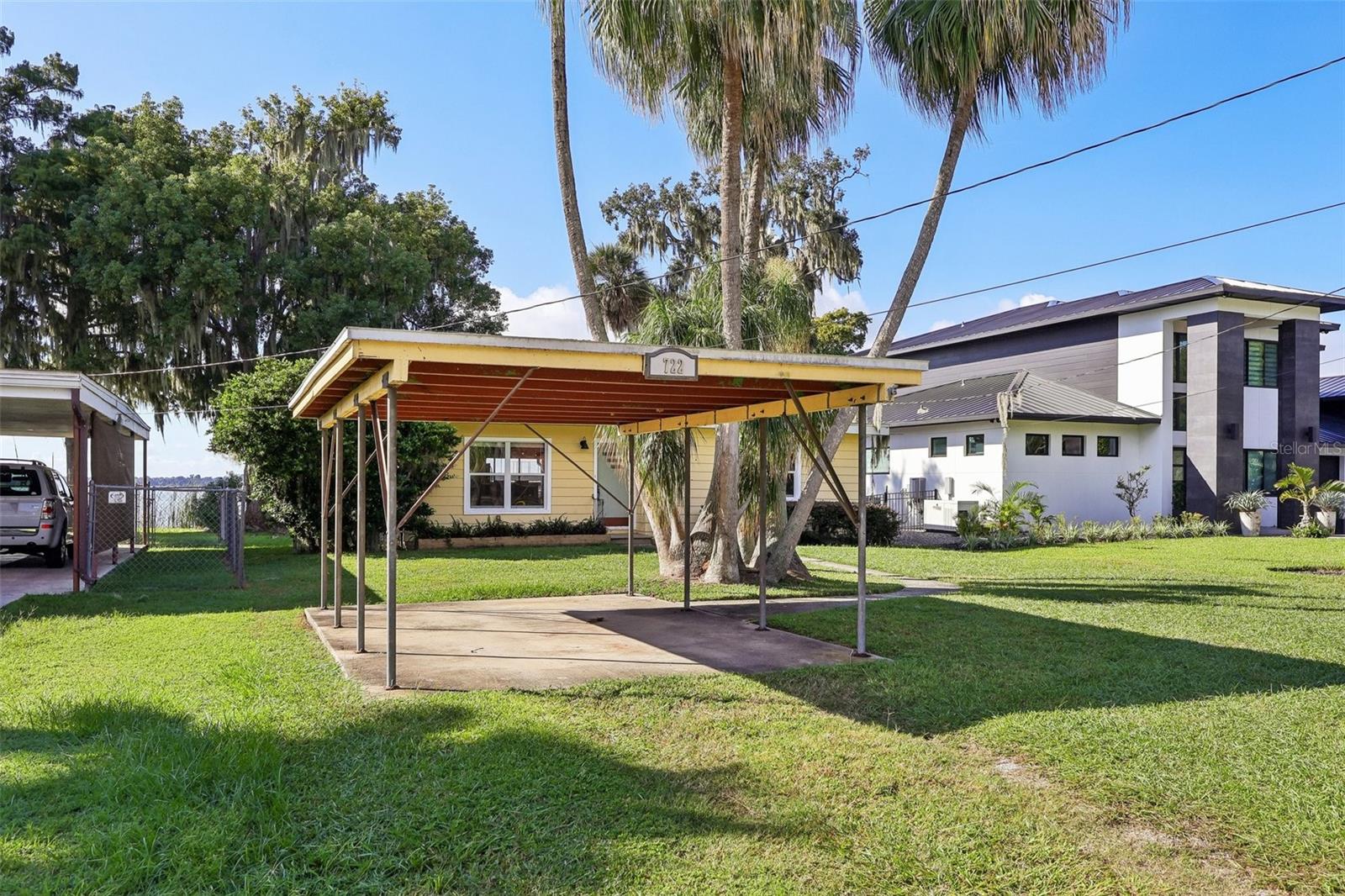 722 LAKE DORA DRIVE, Tavares, FL 32778