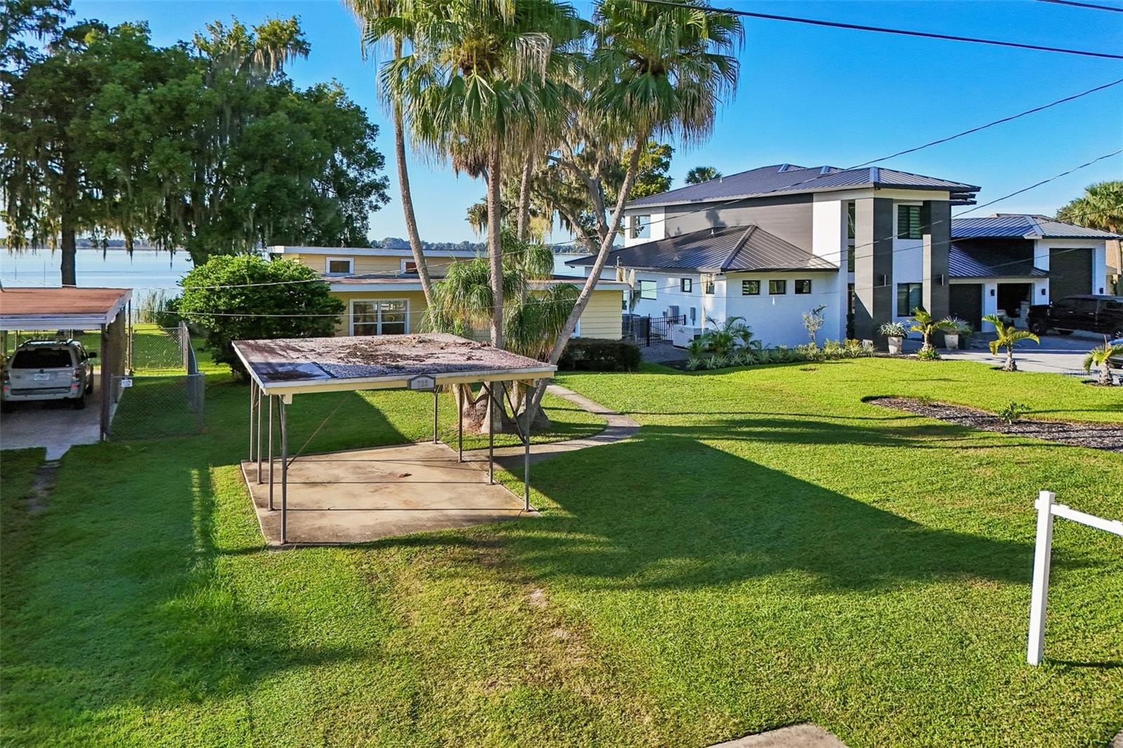 722 LAKE DORA DRIVE, Tavares, FL 32778