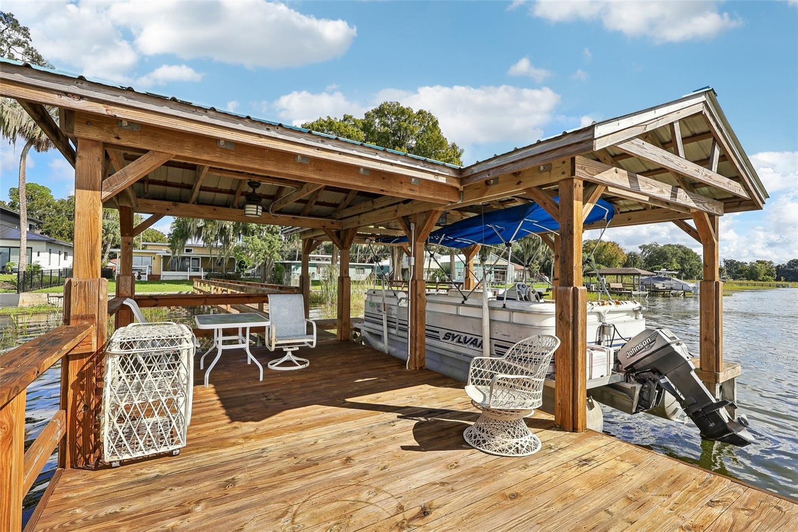 722 LAKE DORA DRIVE, Tavares, FL 32778