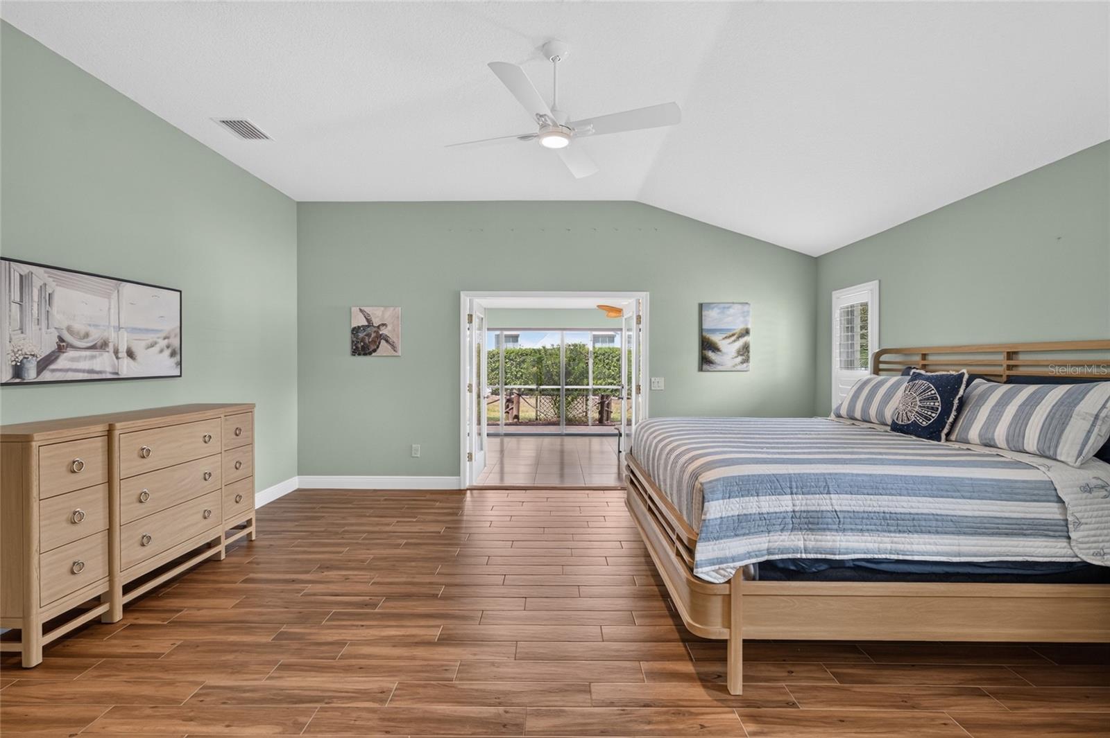 2077 VICKERS PLACE, The Villages, FL 32163