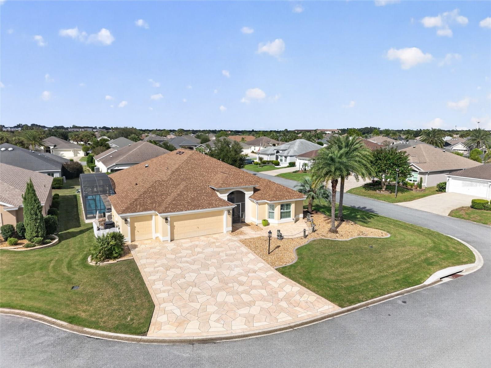 2077 VICKERS PLACE, The Villages, FL 32163 2077 VICKERS PLACE, The Villages, FL 32163