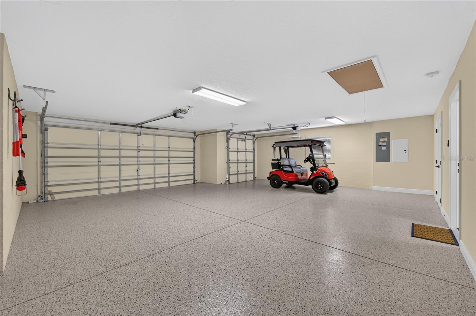 2077 VICKERS PLACE, The Villages, FL 32163