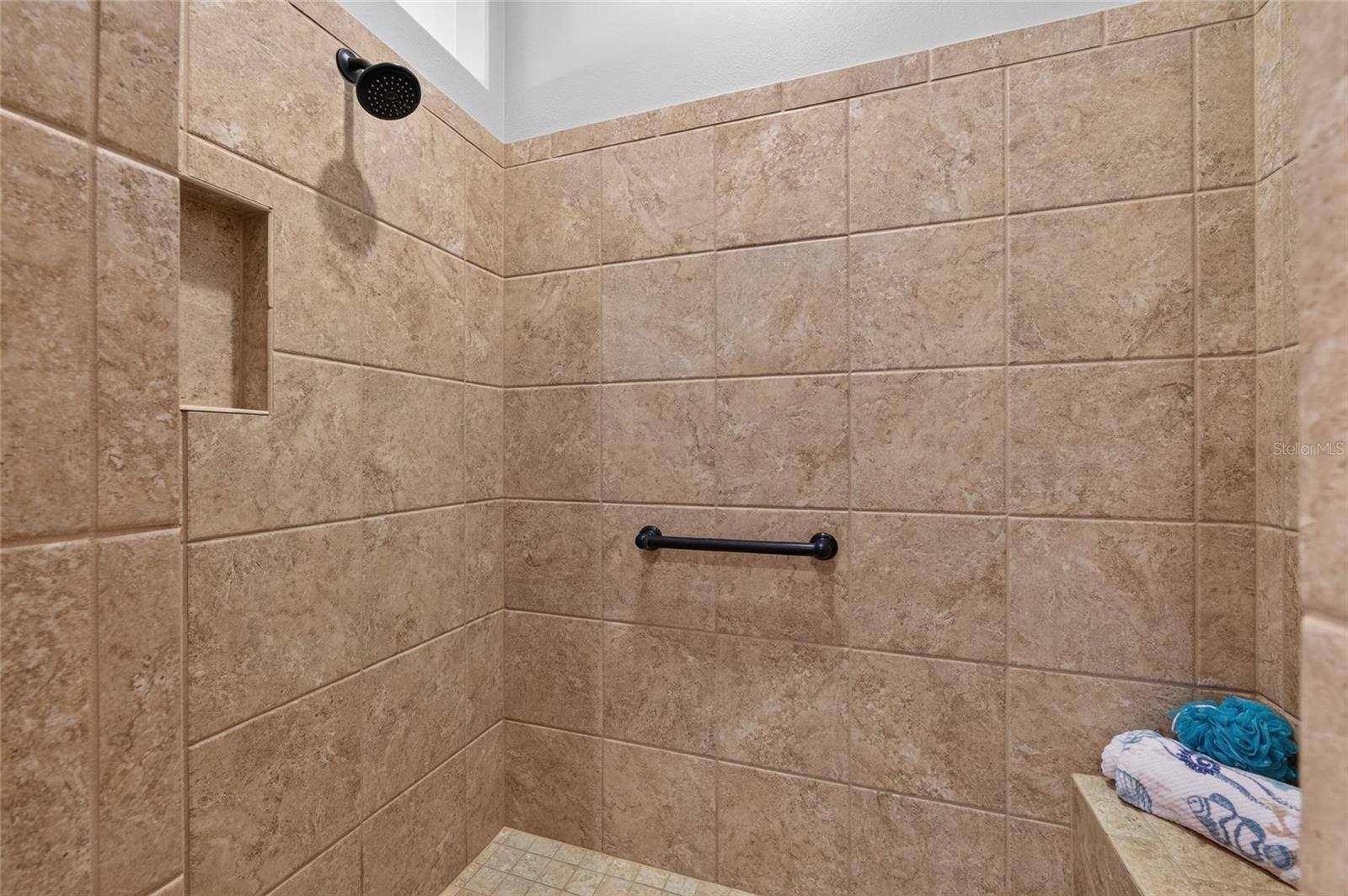 2077 VICKERS PLACE, The Villages, FL 32163