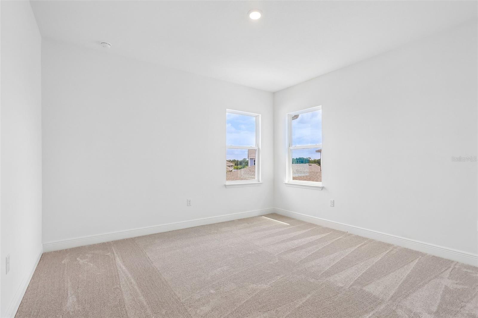 10157 GOBAT ALLEY STREET, Orlando, FL 32827