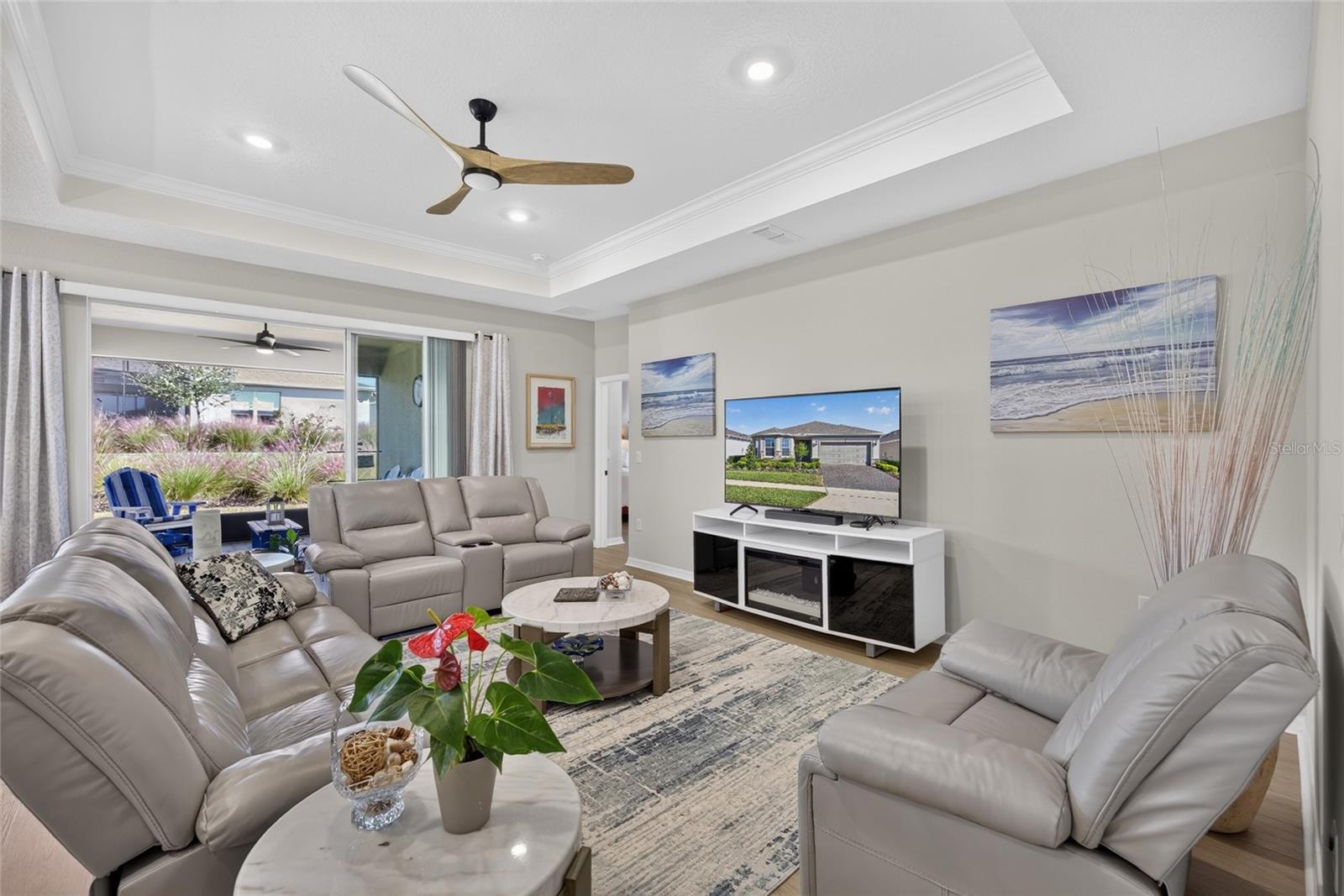 Open & Spacious Gathering Area