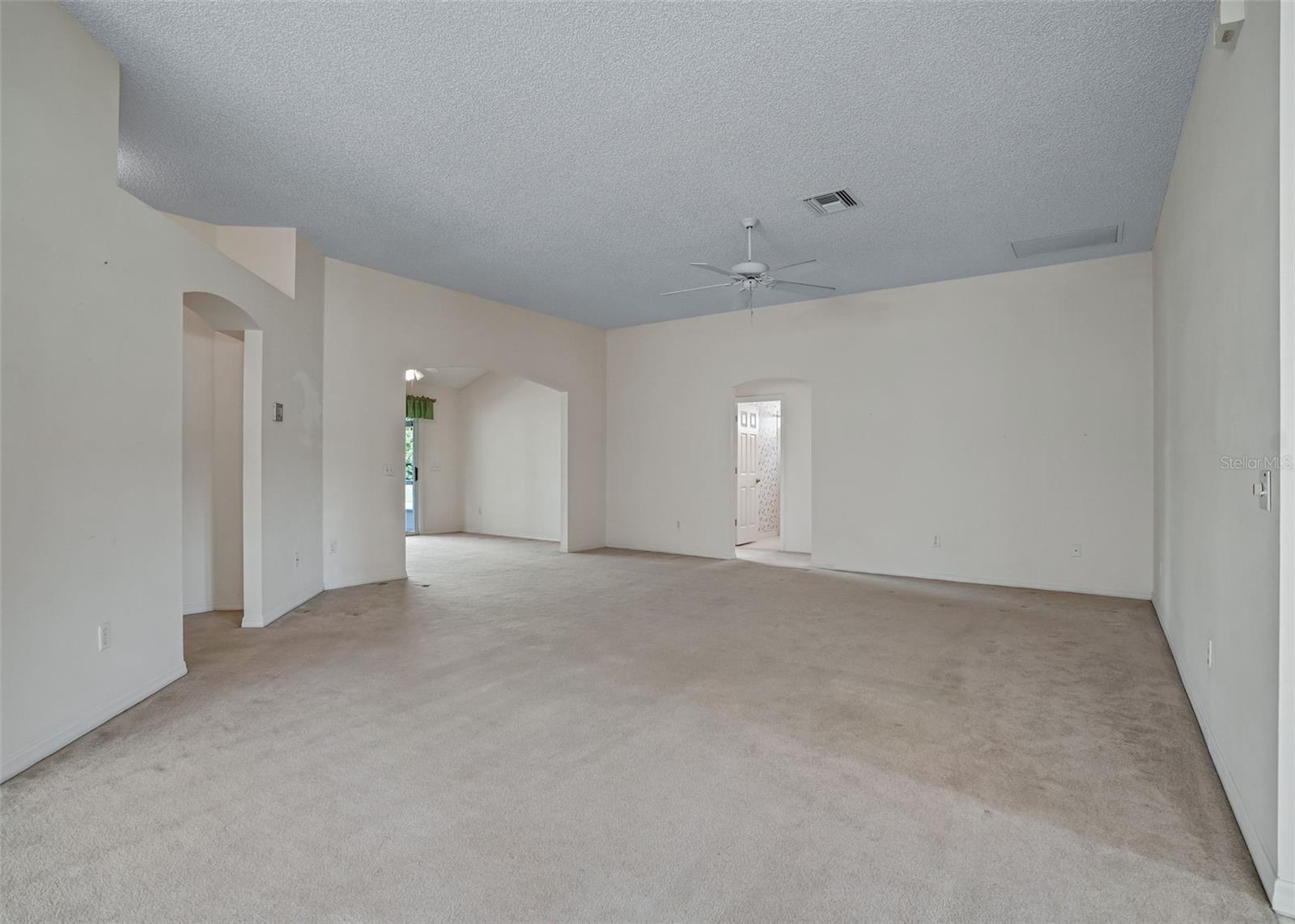 930 RAMOS DRIVE, The Villages, FL 32159 930 RAMOS DRIVE, The Villages, FL 32159