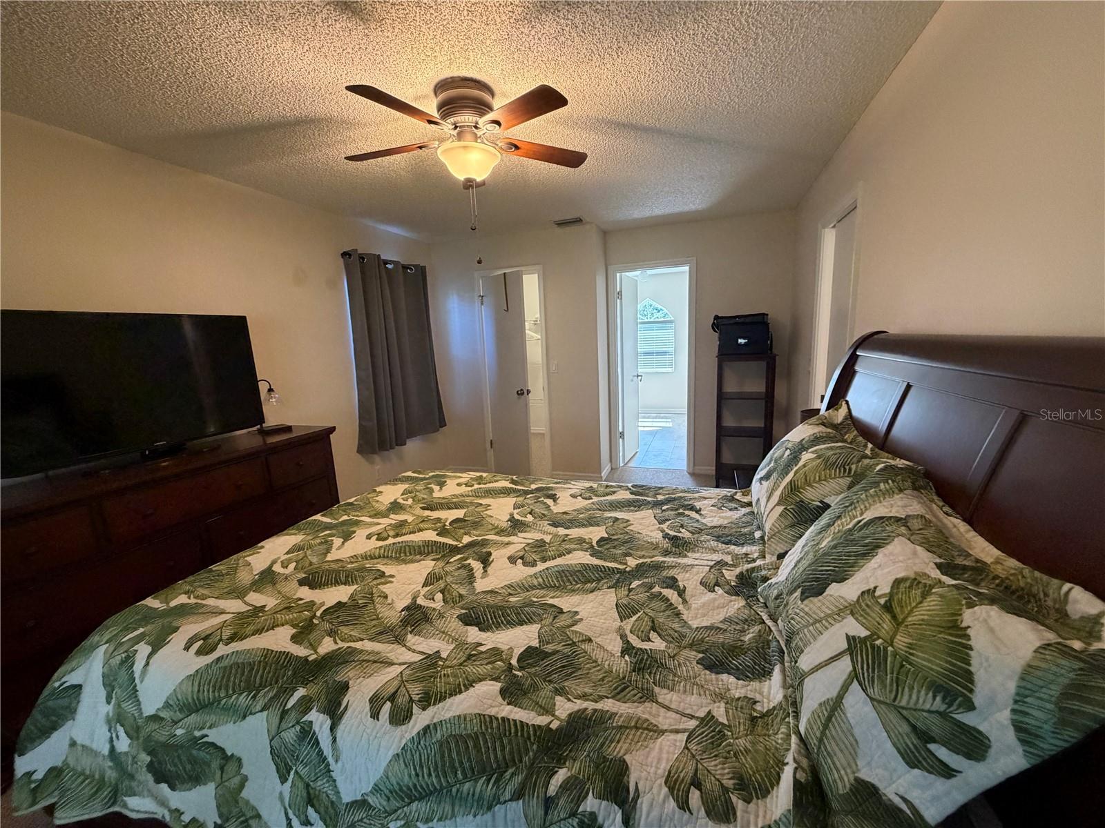 5641 LAVER STREET, Leesburg, FL 34748