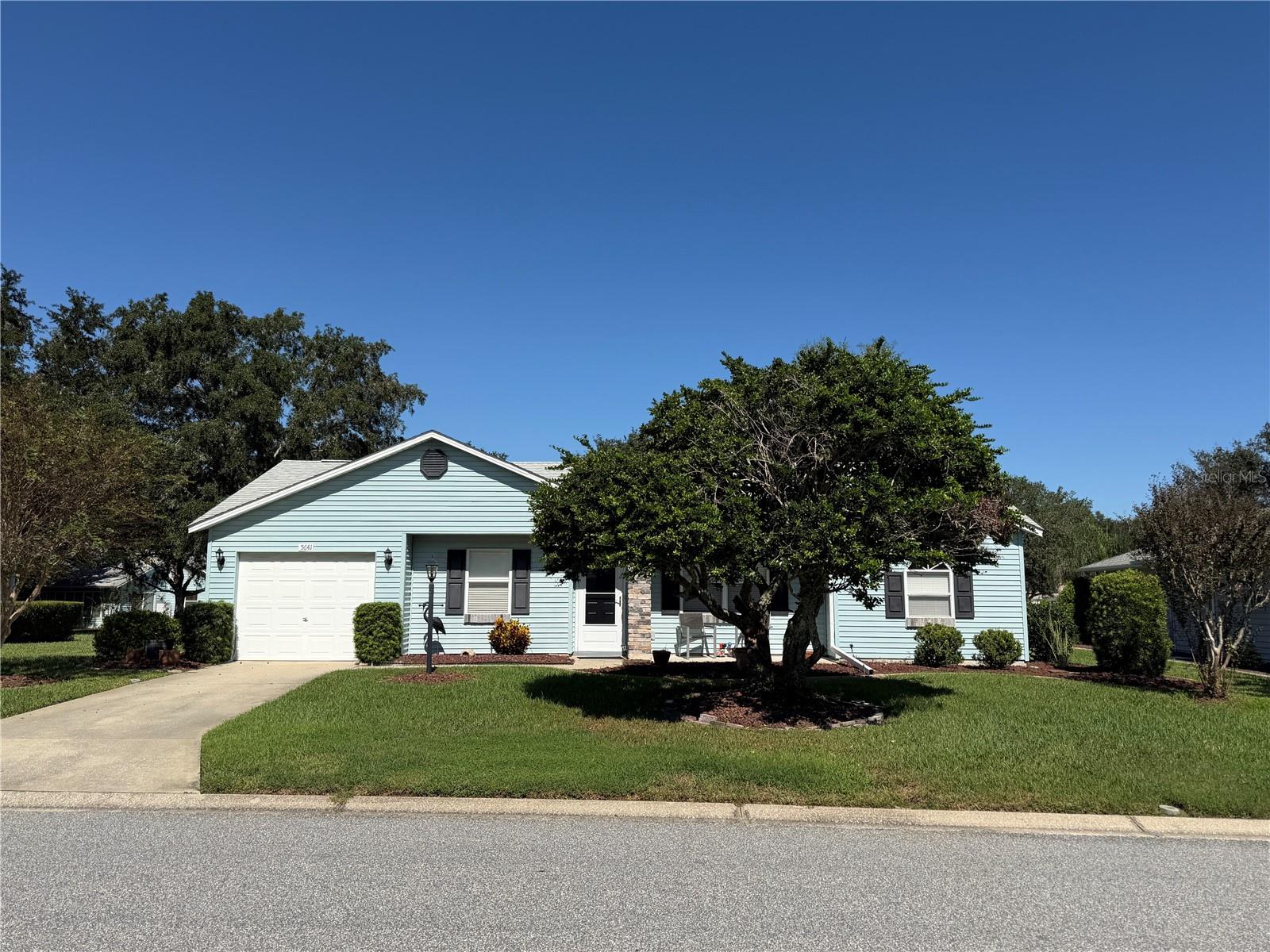 5641 LAVER STREET, Leesburg, FL 34748