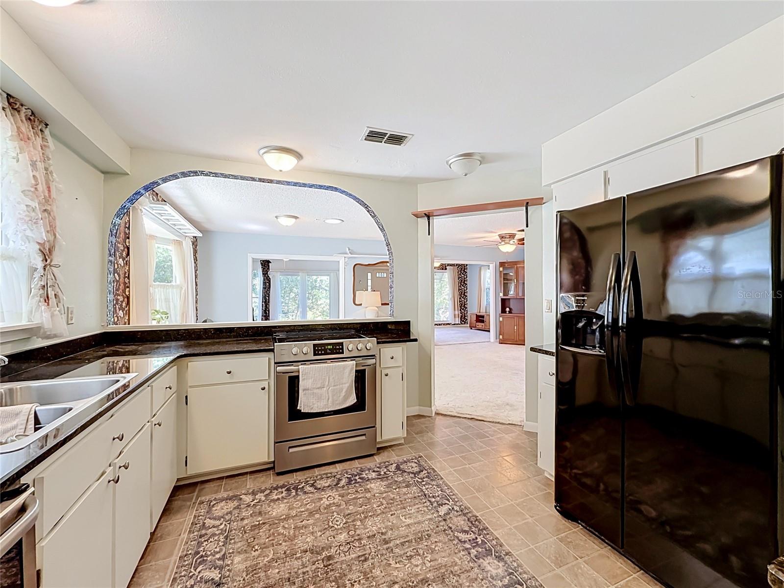 Roomy kitchen