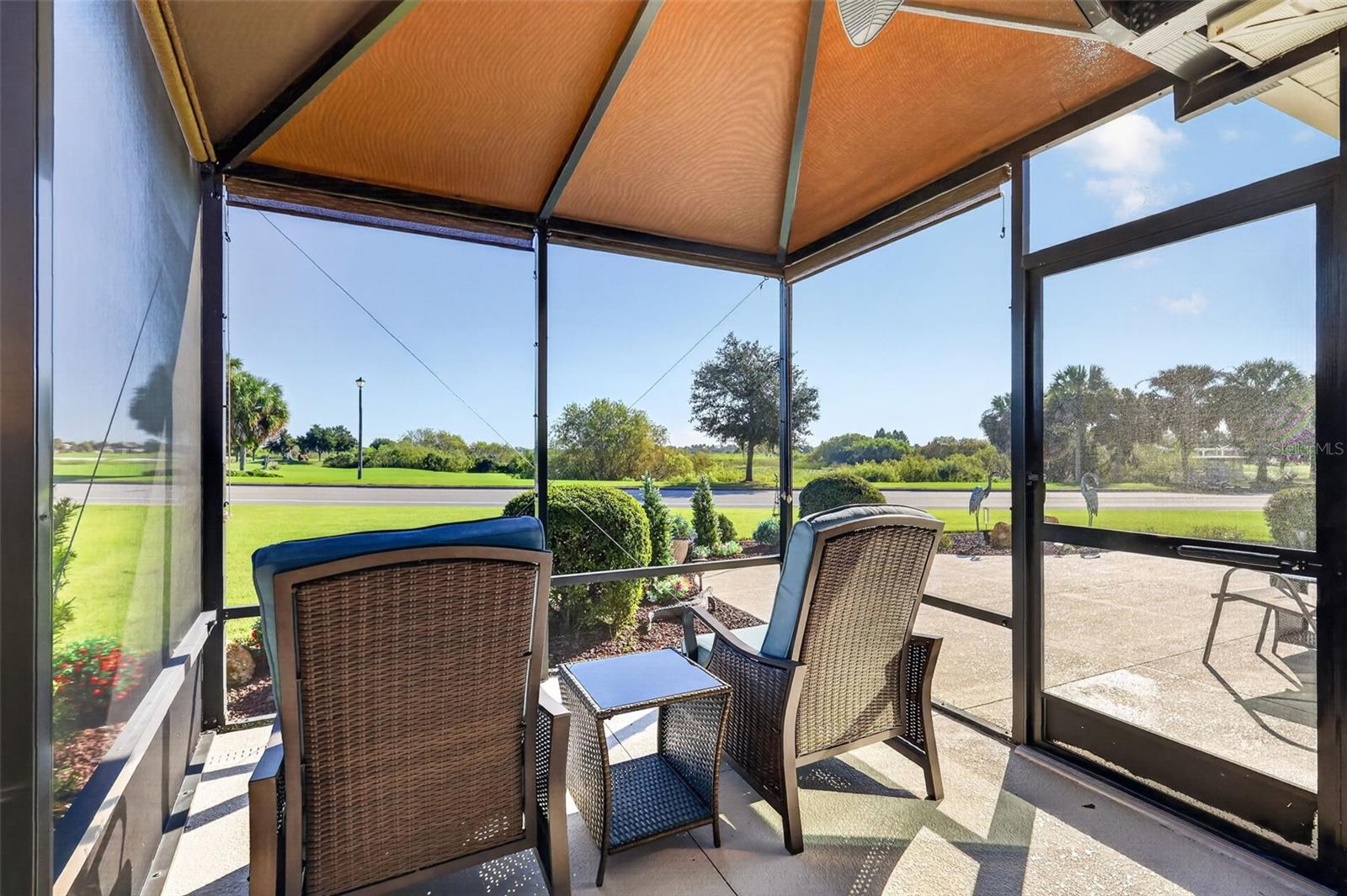 Extended Birdcage with Canvas Cover