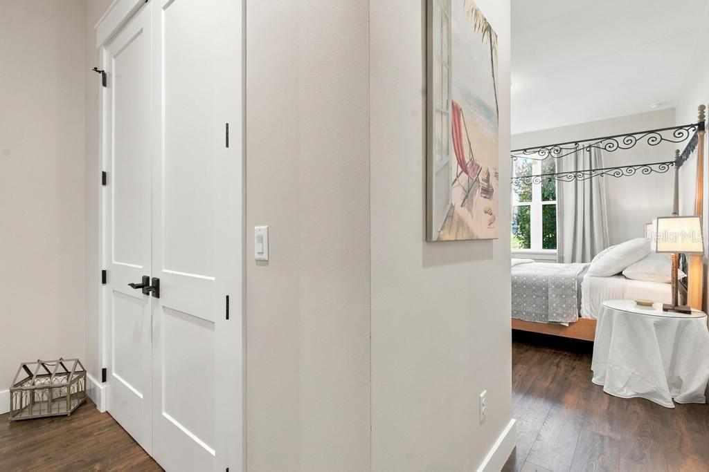Bedroom suite 2 storage