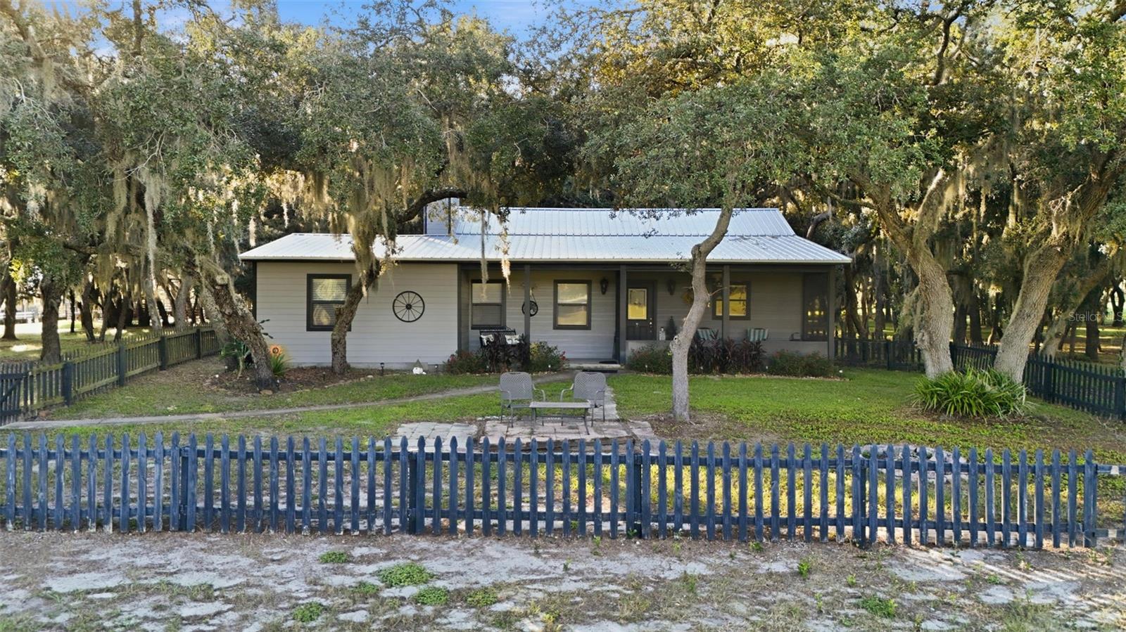 Ranch house