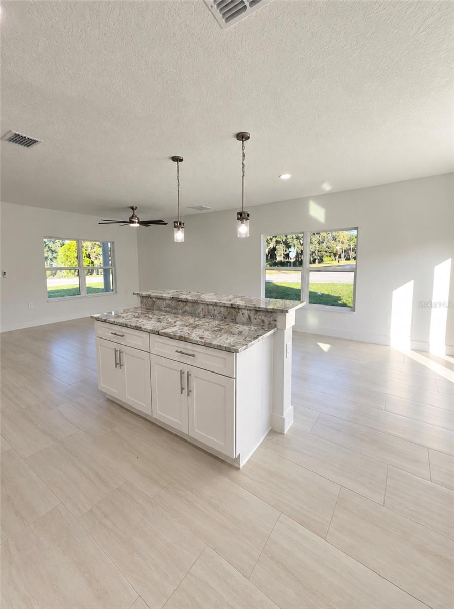 1336 DEAN AVE, Eustis, FL 32726