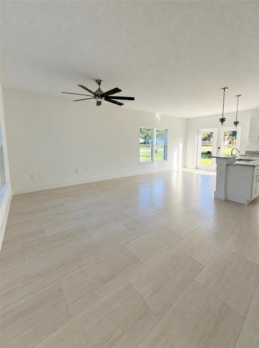 1336 DEAN AVE, Eustis, FL 32726