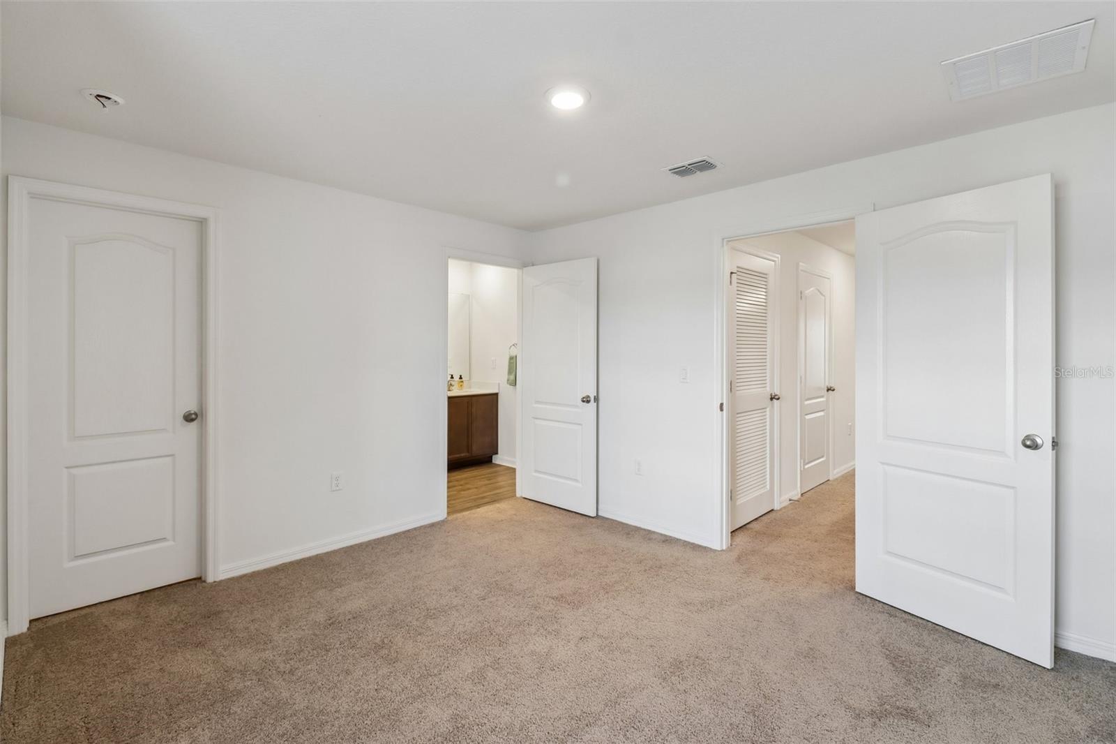 Upstairs Bedroom 1