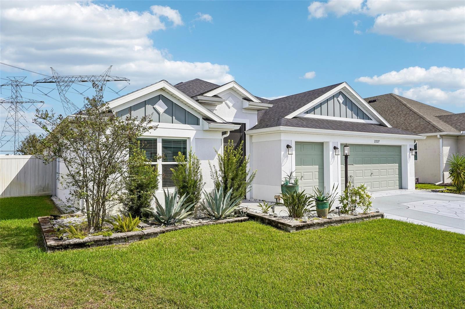 2227 LANDREA LOOP, The Villages, FL 32163
