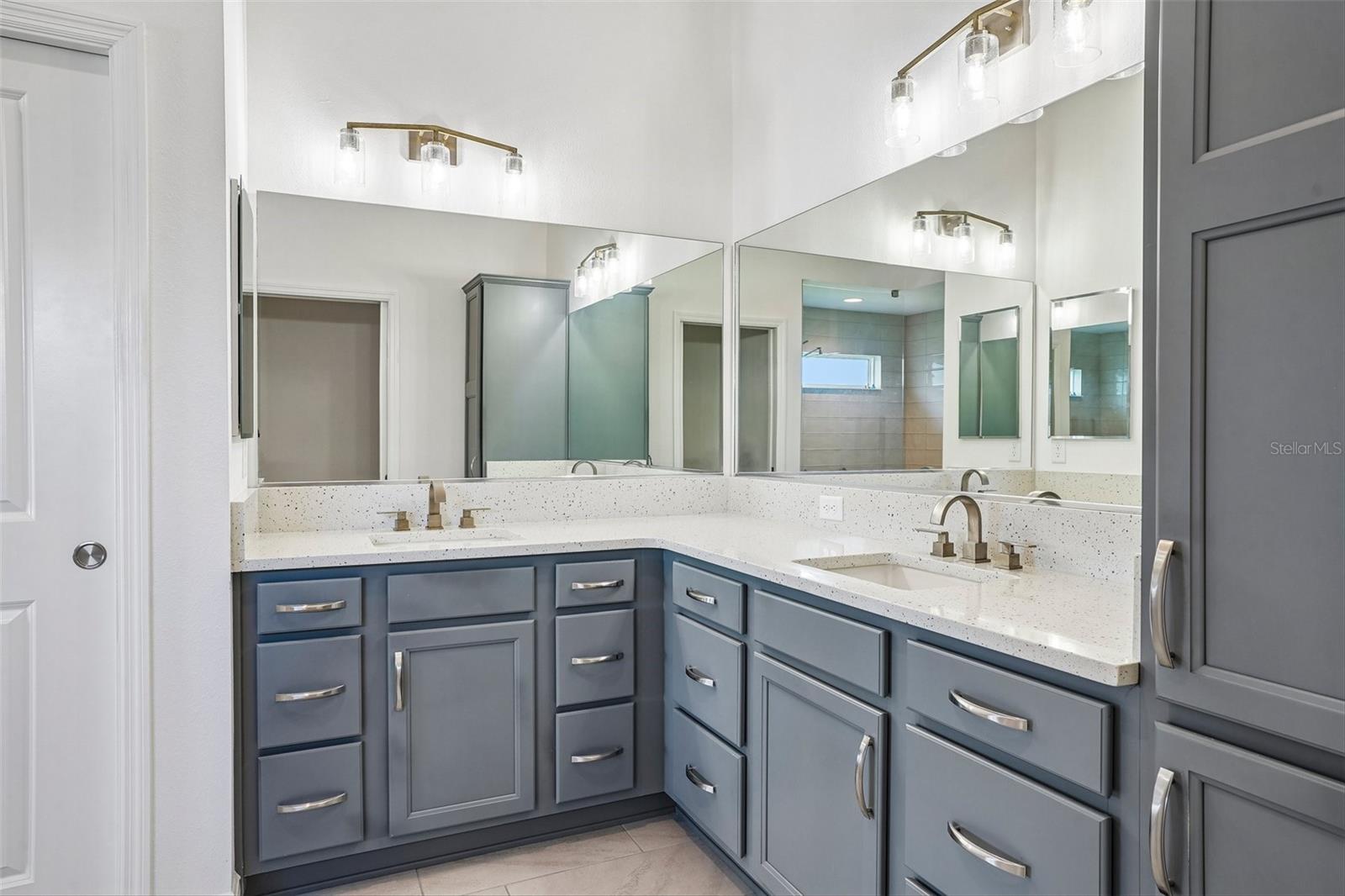 2227 LANDREA LOOP, The Villages, FL 32163