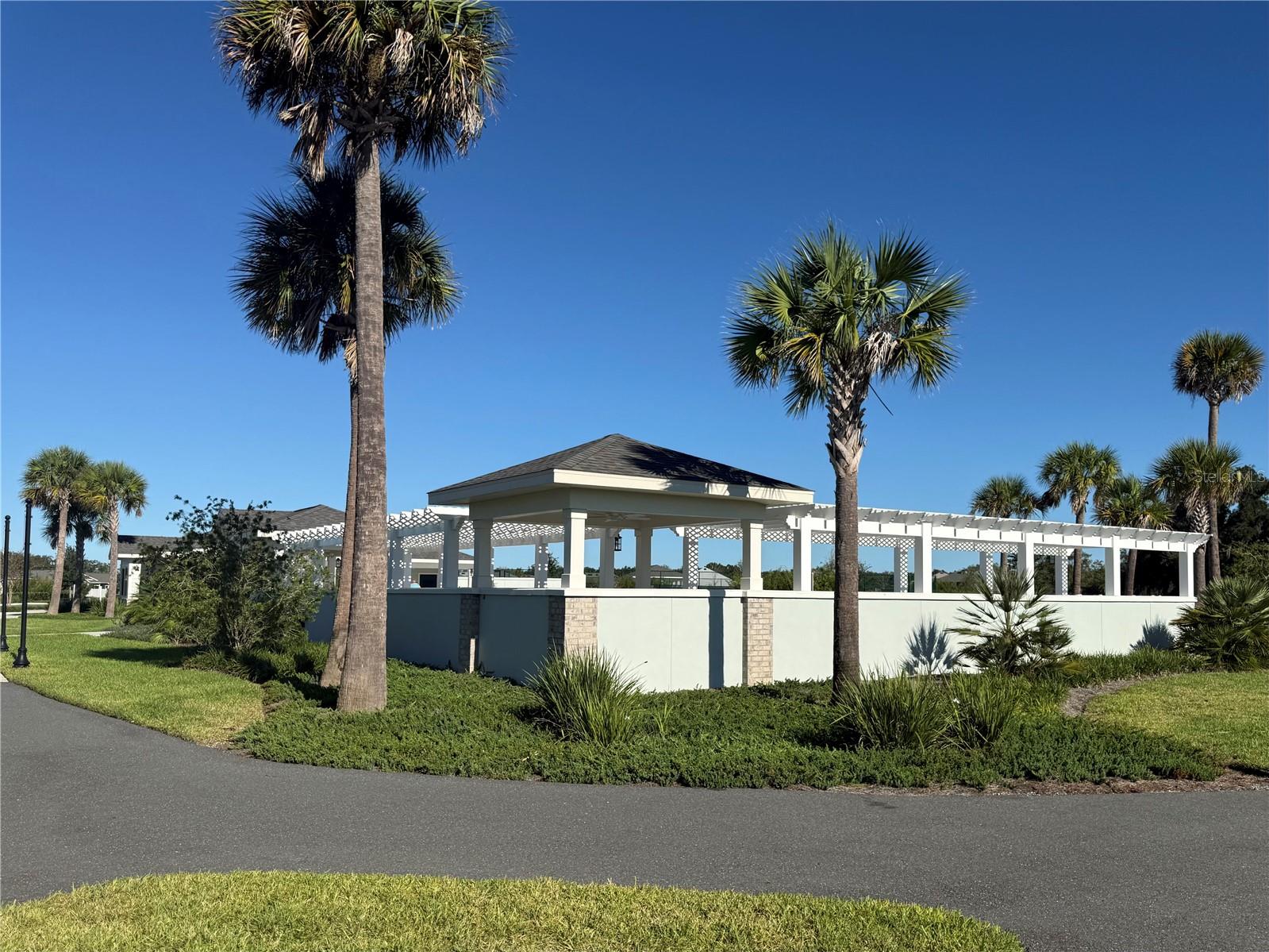 614 LAKE CREEK CIRCLE, The Villages, FL 34762