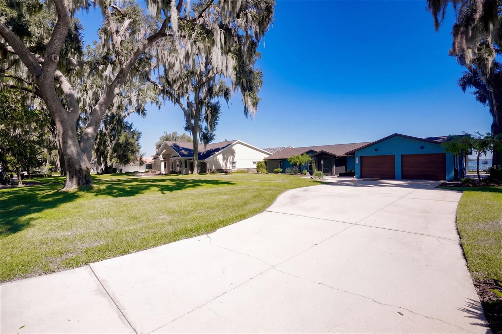 1416 MOSSWOOD DRIVE, Leesburg, FL 34748